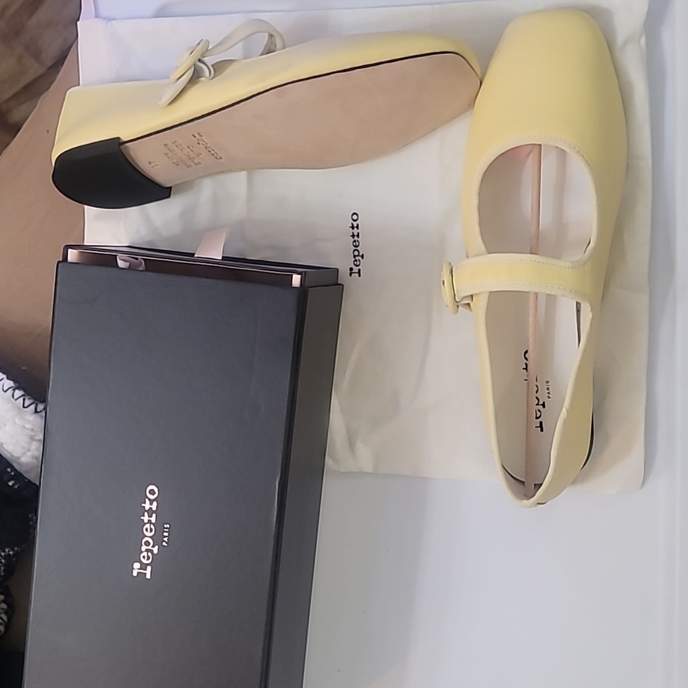 repetto Georgia square toe mary janes limoncello